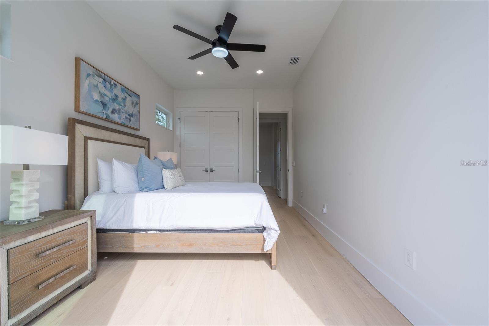 RUSTIC LODGE - Residential