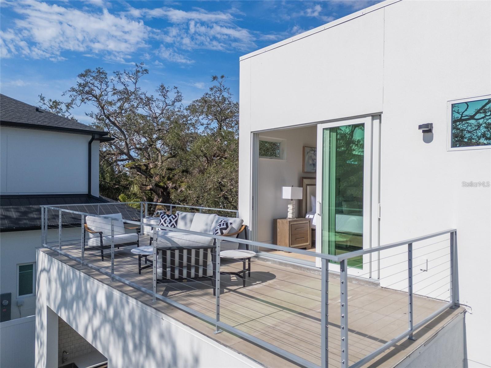 RUSTIC LODGE - Residential