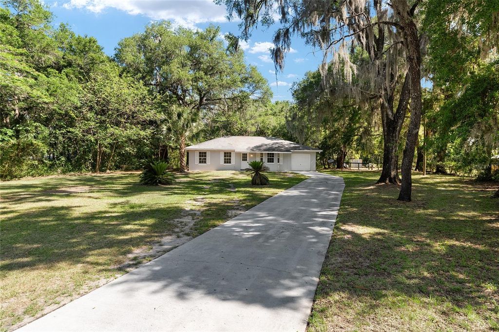 Photo of 4329 NW 155th Street, Reddick, FL 32686 (MLS # OM724981)
