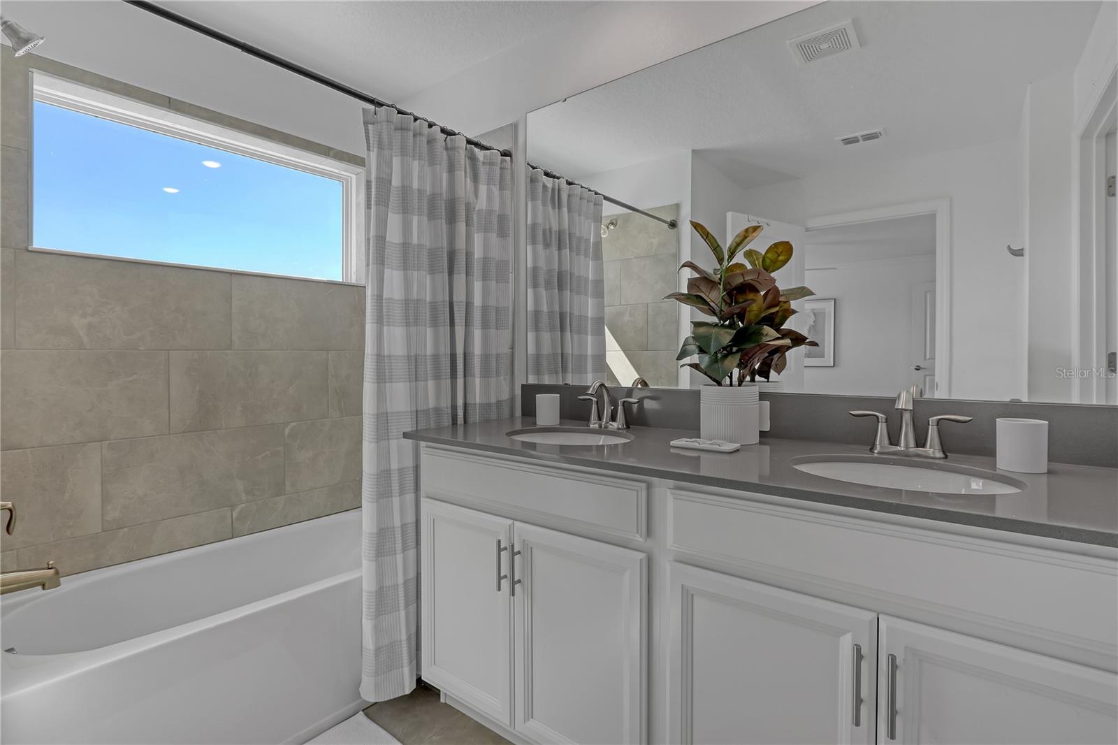 STONYBROOK SOUTH - Residential