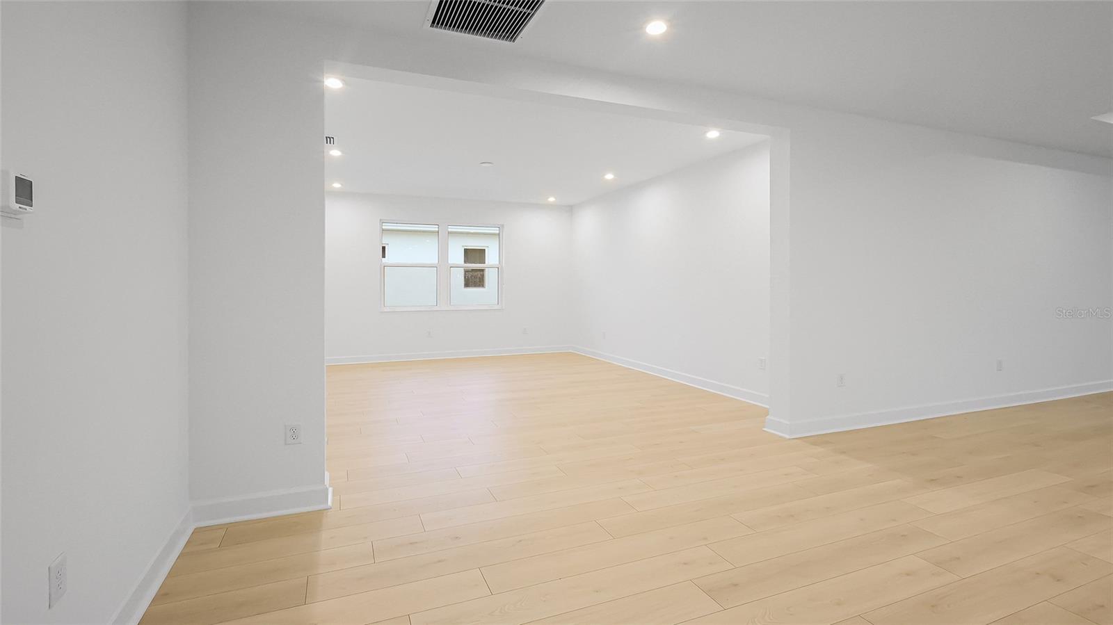 CRESSWIND AT LAKE HARRIS PHASE - Residential