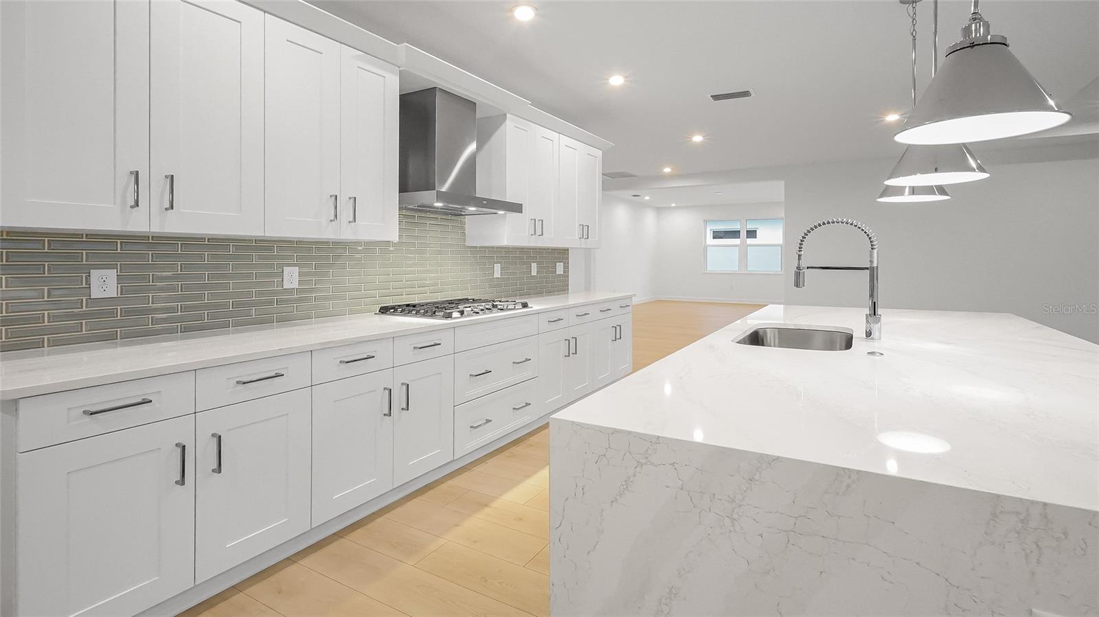 1615 BELLAGIO LOOP