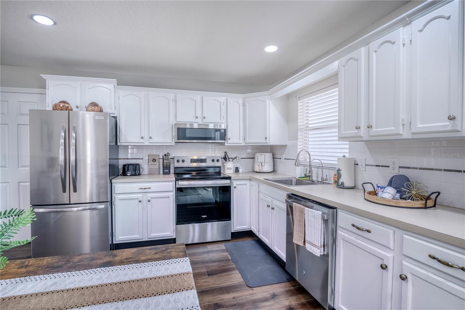 GULF TRAIL RANCHES - Residential Income