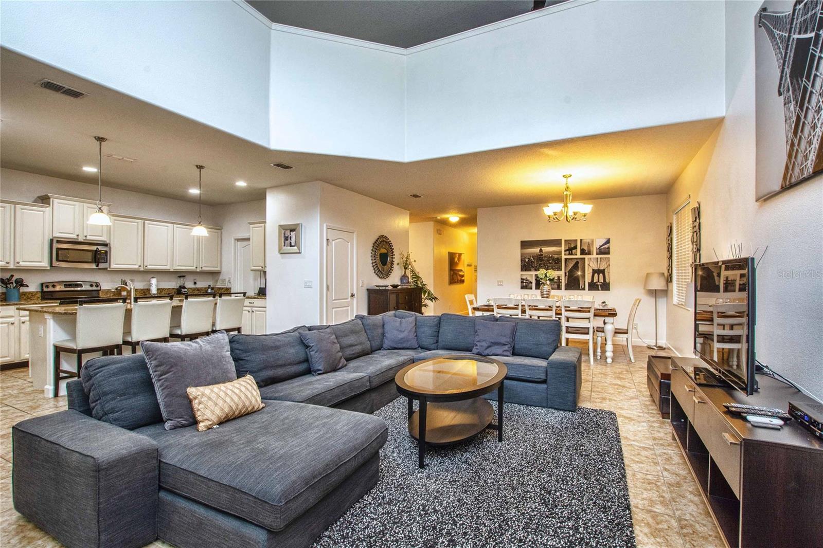 8945 CUBAN PALM ROAD