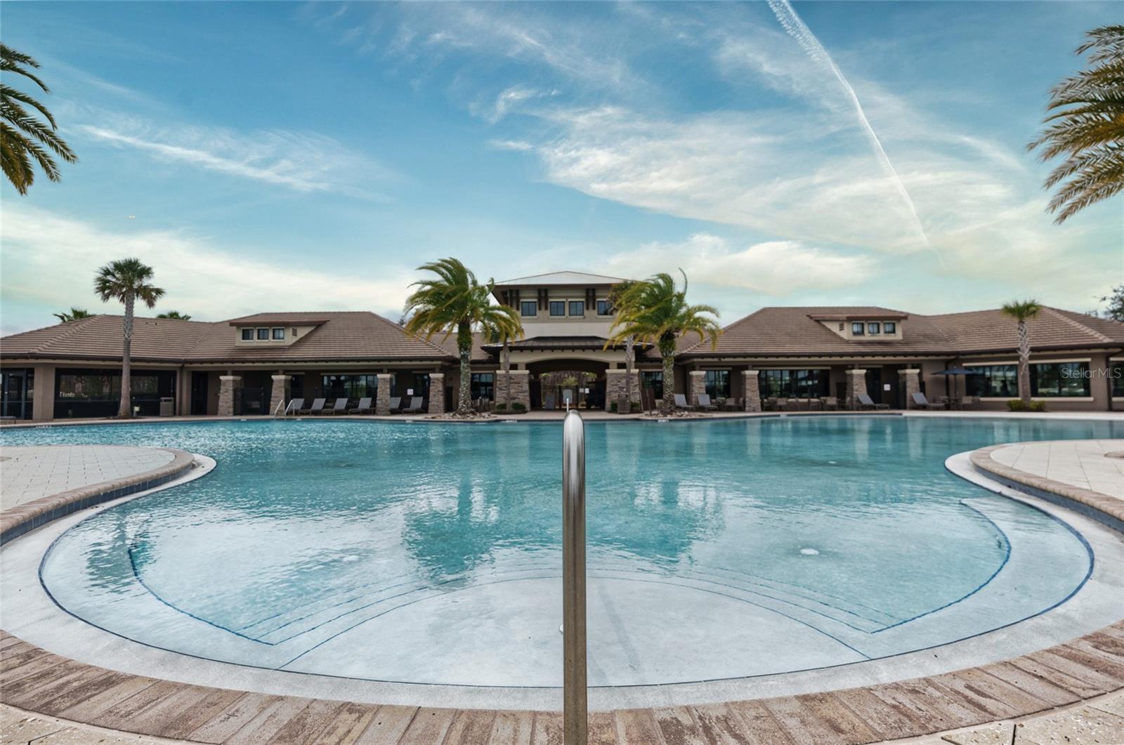 TAPESTRY PH 4 - Residential