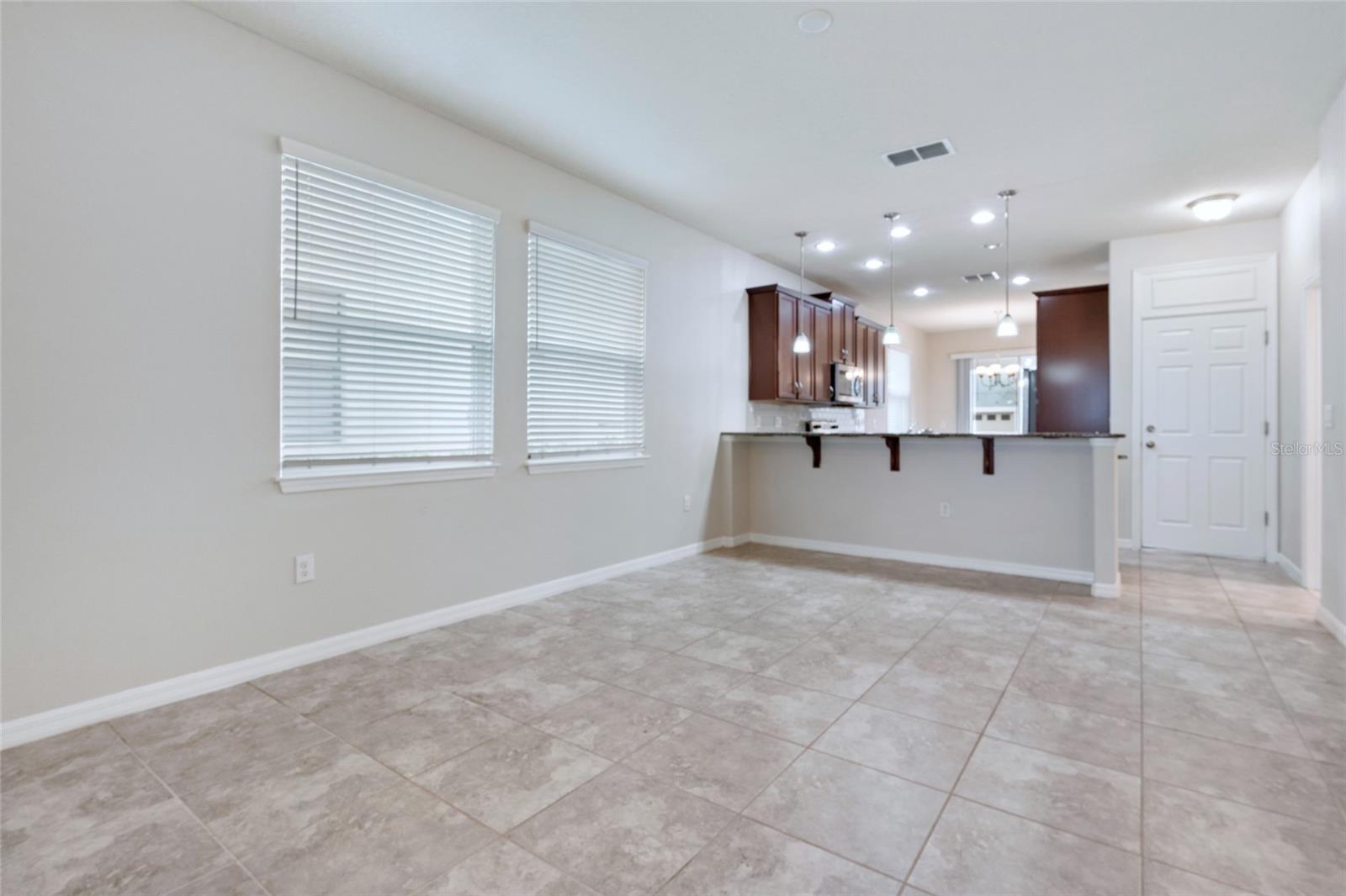 TAPESTRY PH 4 - Residential