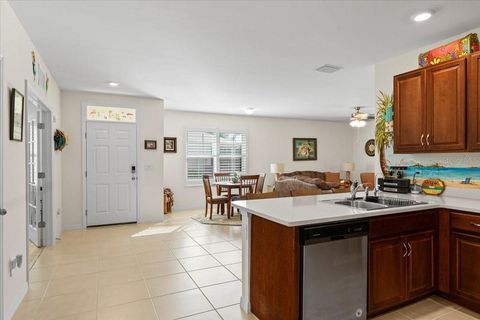 A home in PUNTA GORDA