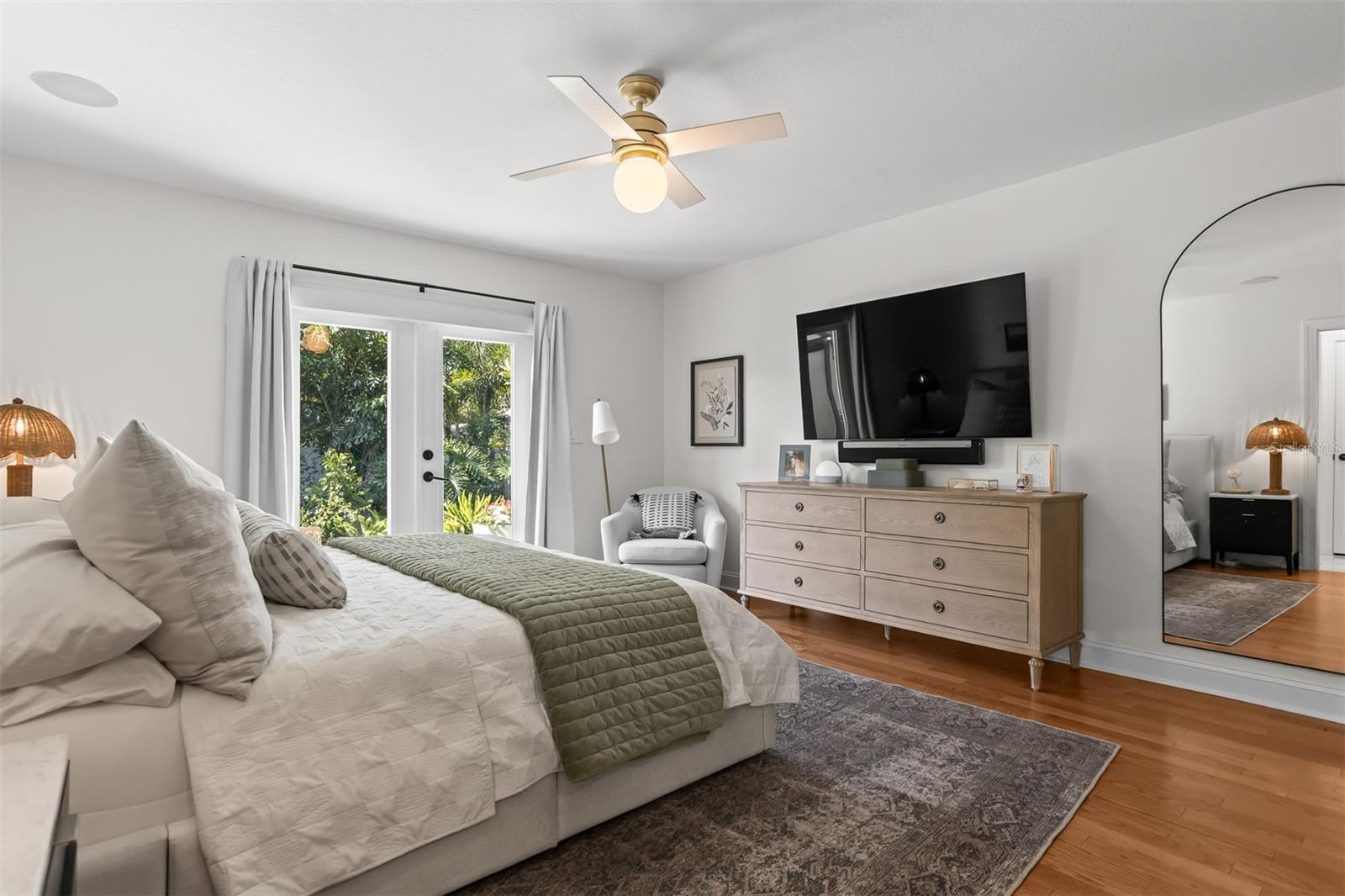 WOOD GROVE - Residential
