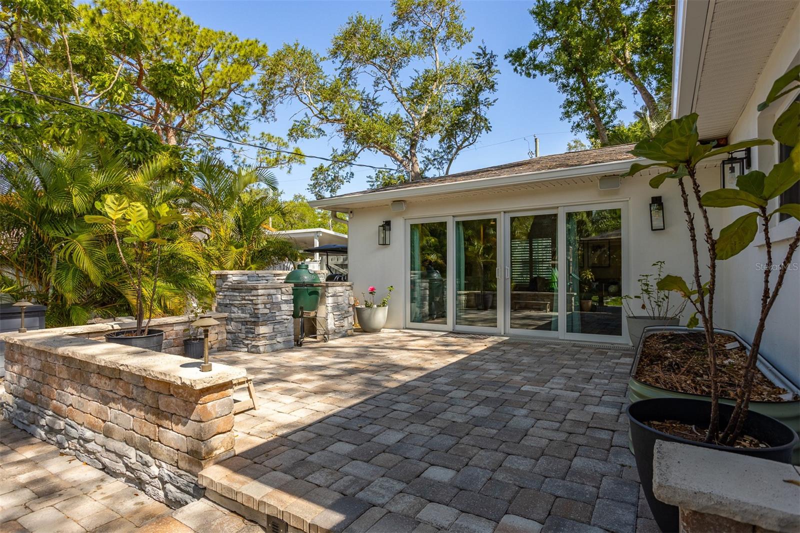 4110 W MULLEN AVENUE