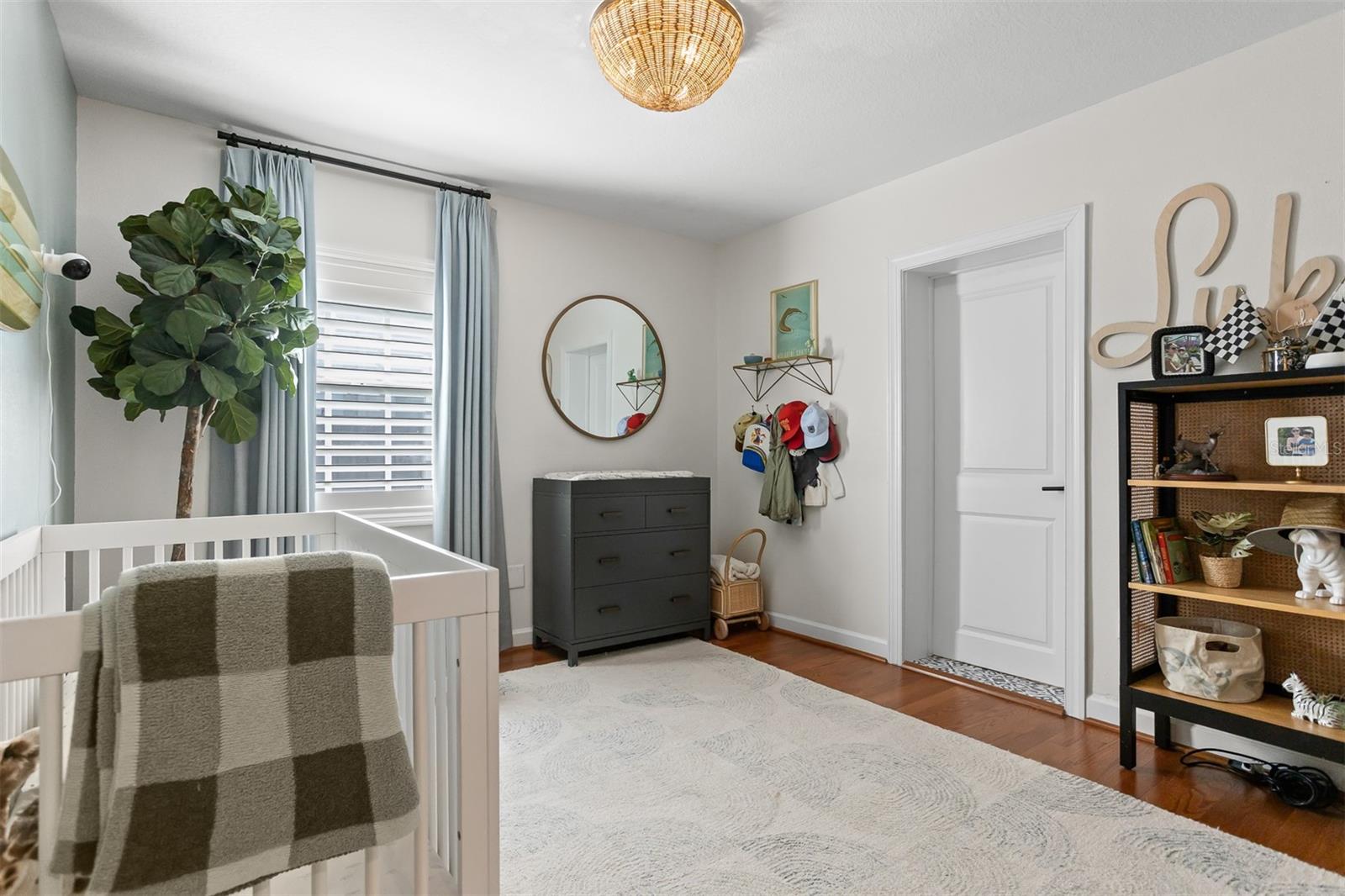 WOOD GROVE - Residential