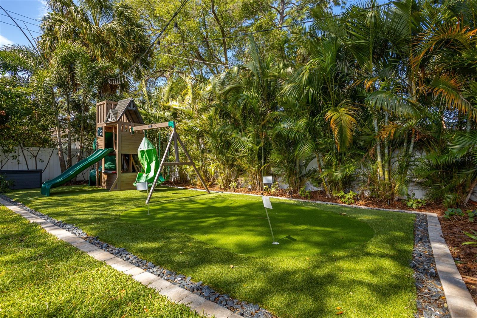 WOOD GROVE - Residential