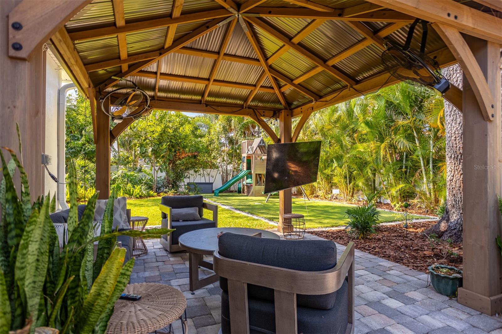 WOOD GROVE - Residential