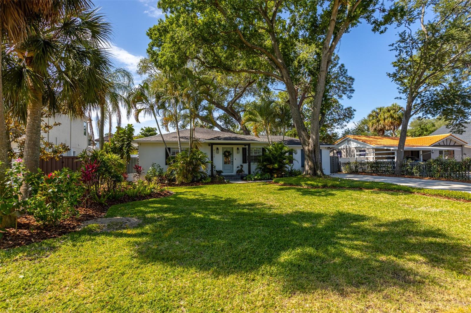 WOOD GROVE - Residential