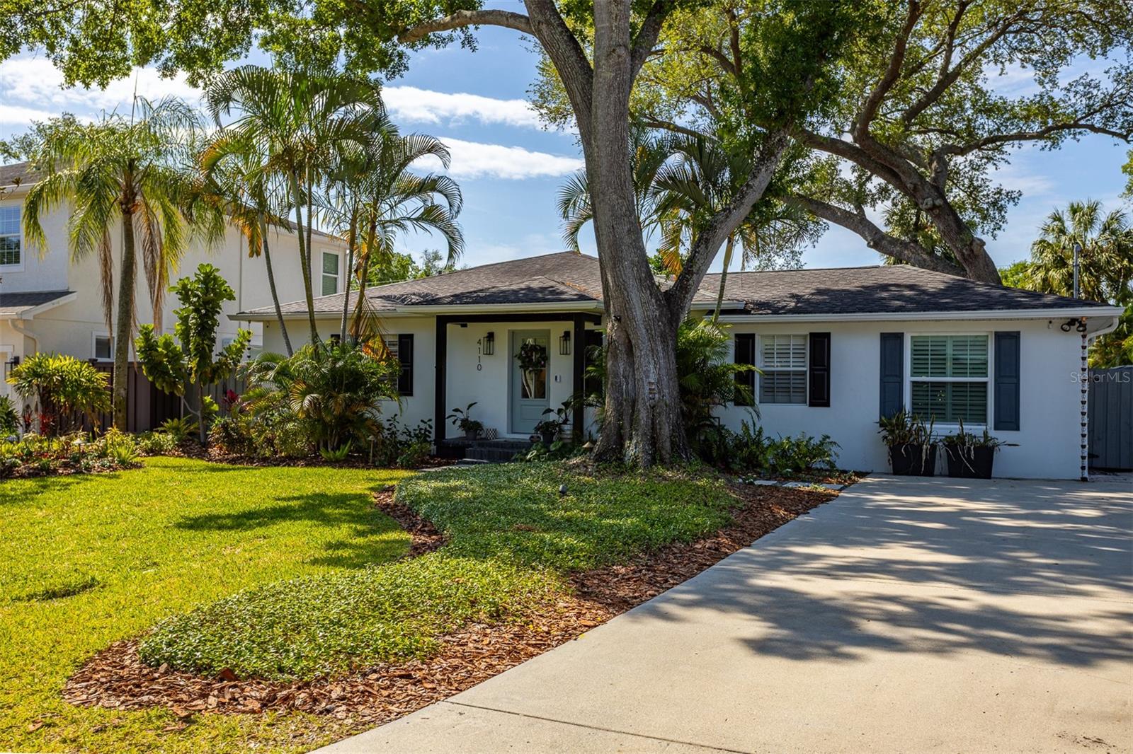 WOOD GROVE - Residential