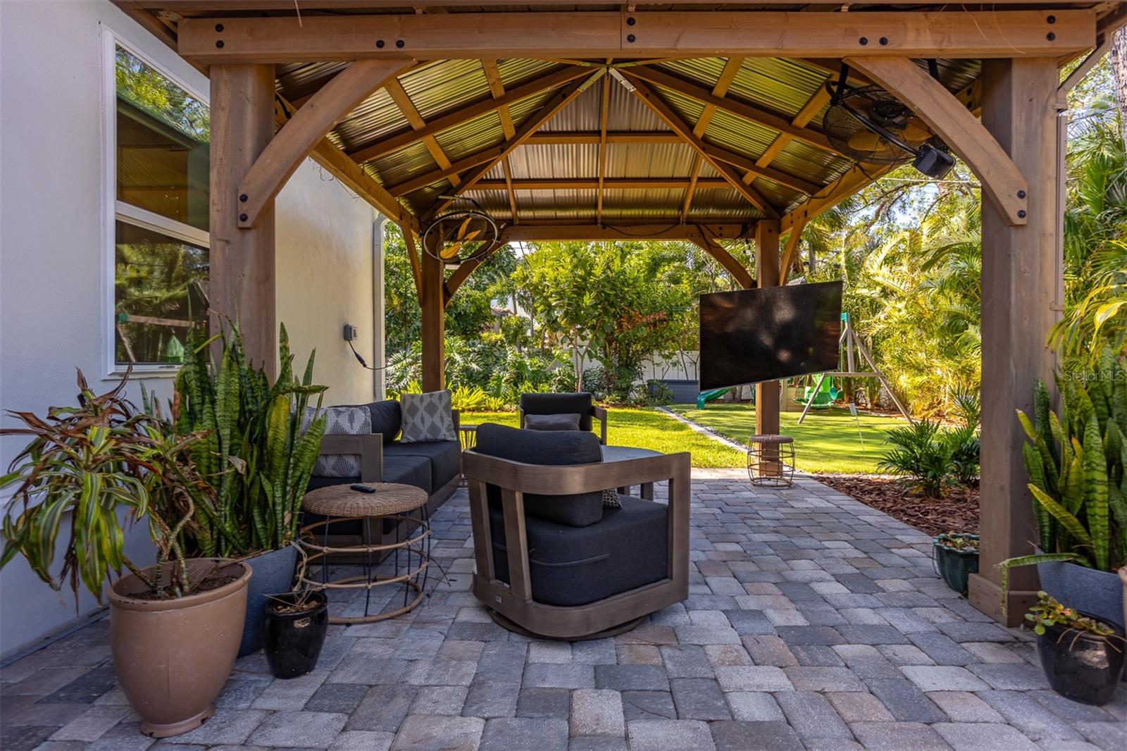WOOD GROVE - Residential