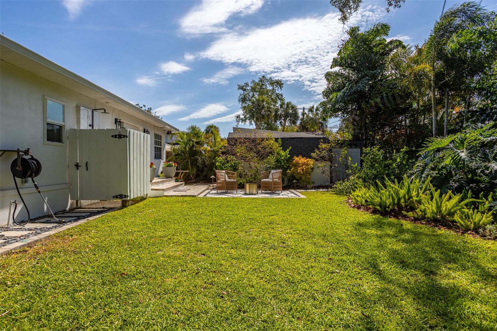 WOOD GROVE - Residential