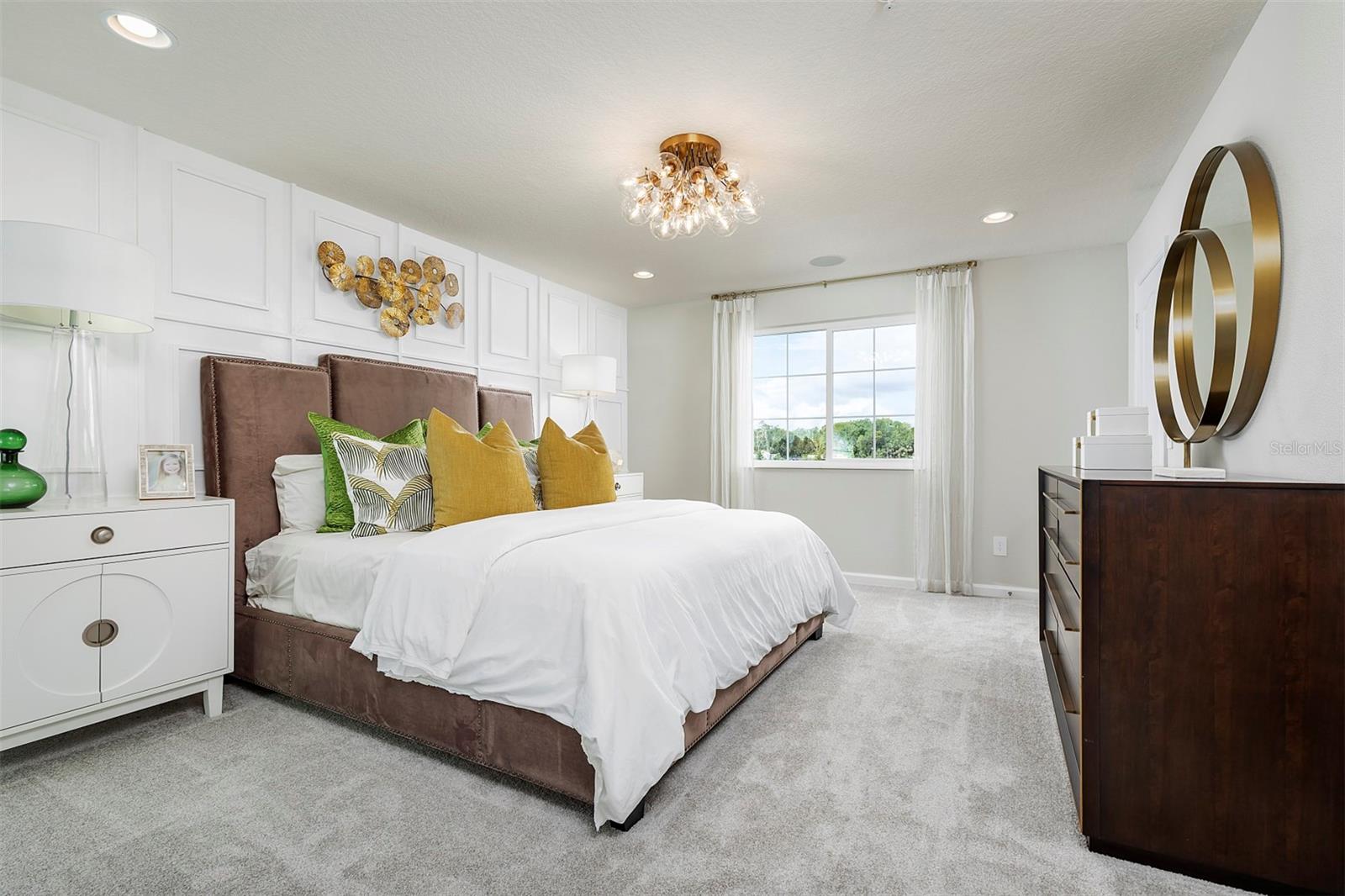 TOWNS AT LAKE MONROE COMMONS - Residential