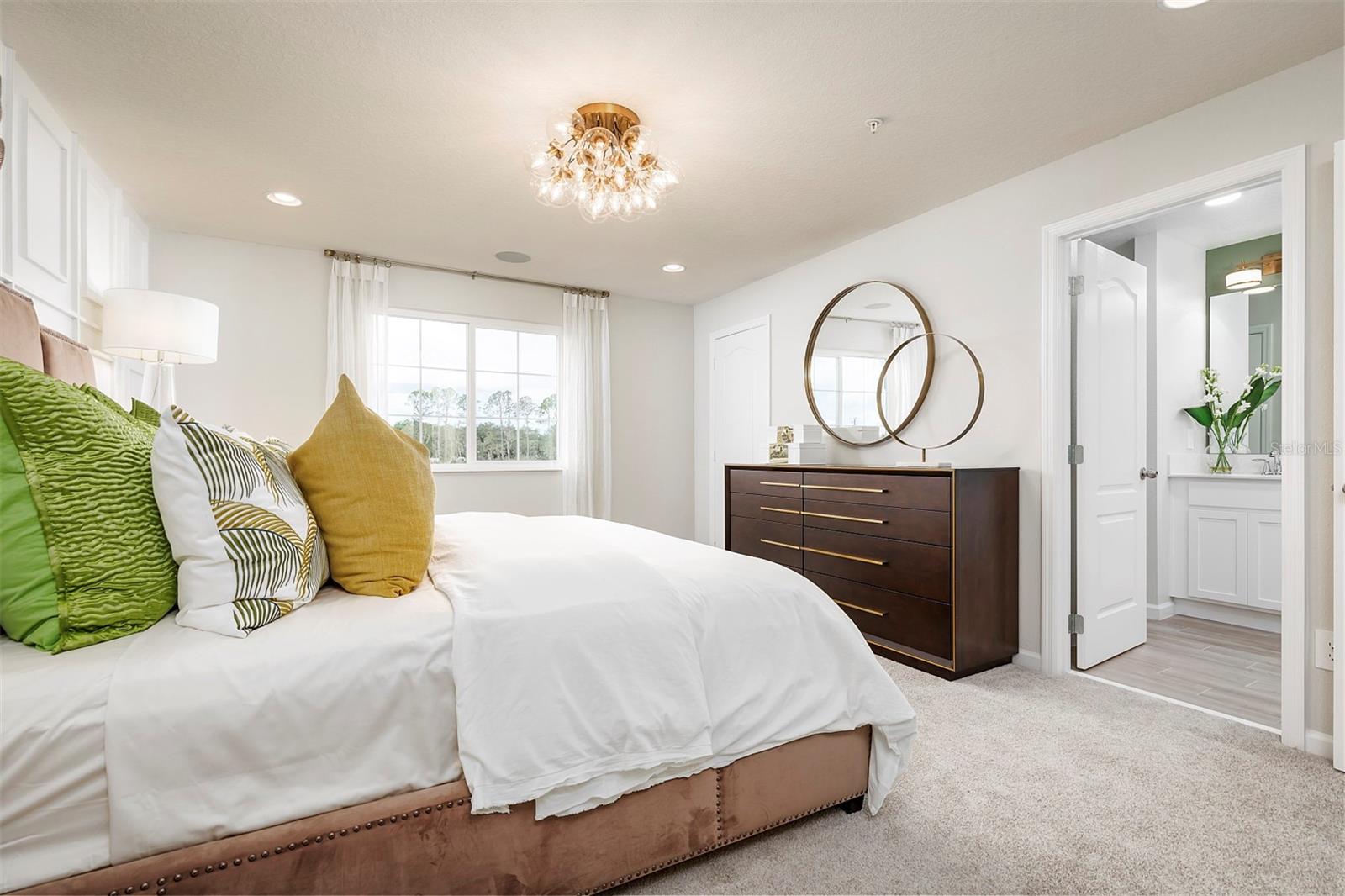 TOWNS AT LAKE MONROE COMMONS - Residential