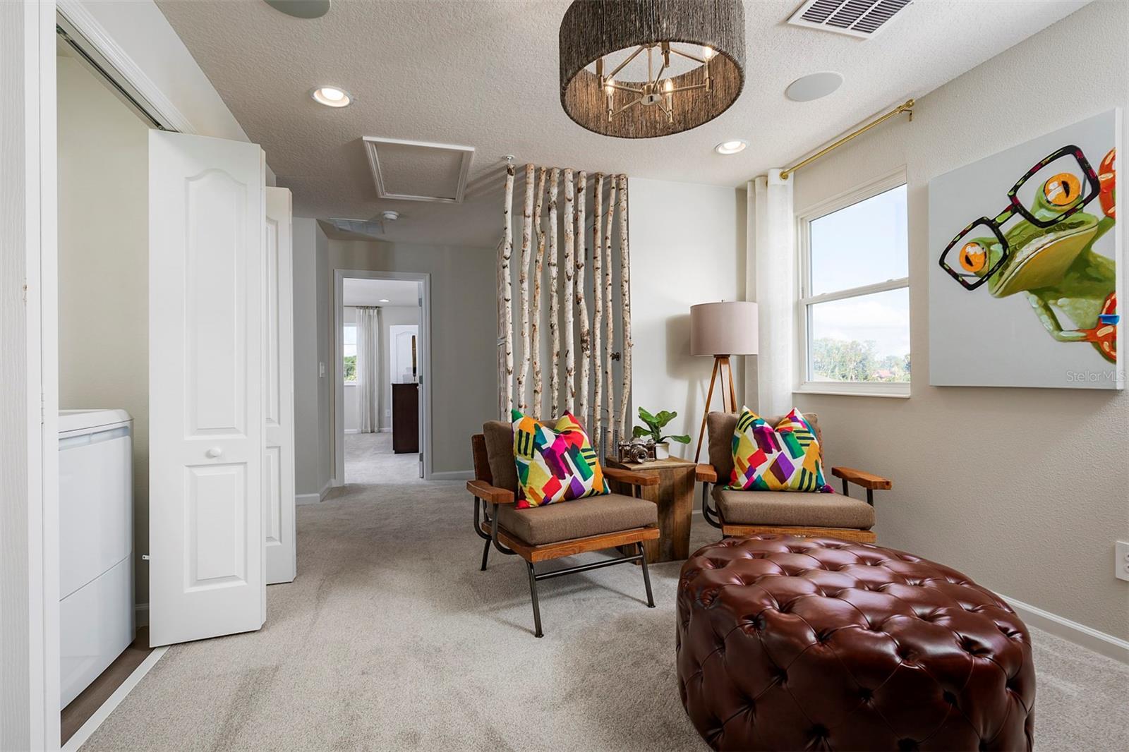 TOWNS AT LAKE MONROE COMMONS - Residential