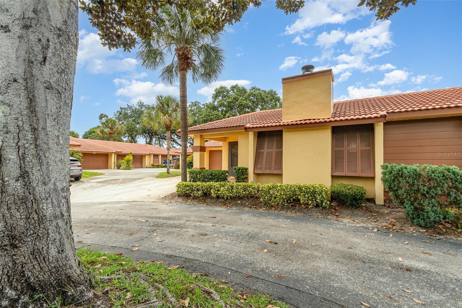 5031 NASSAU CIRCLE 8
