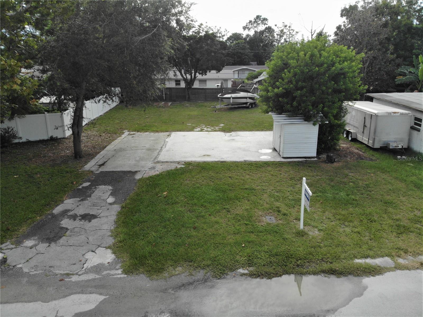 GROVE PARK - Land