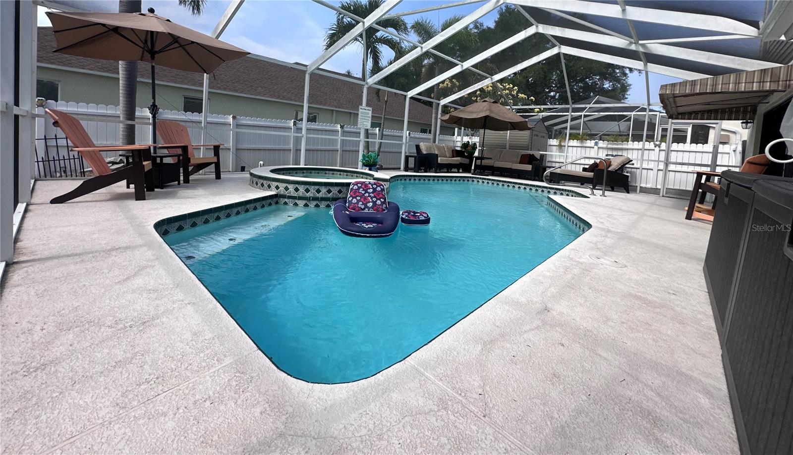 LAKE SEMINOLE VISTA SUB - Residential
