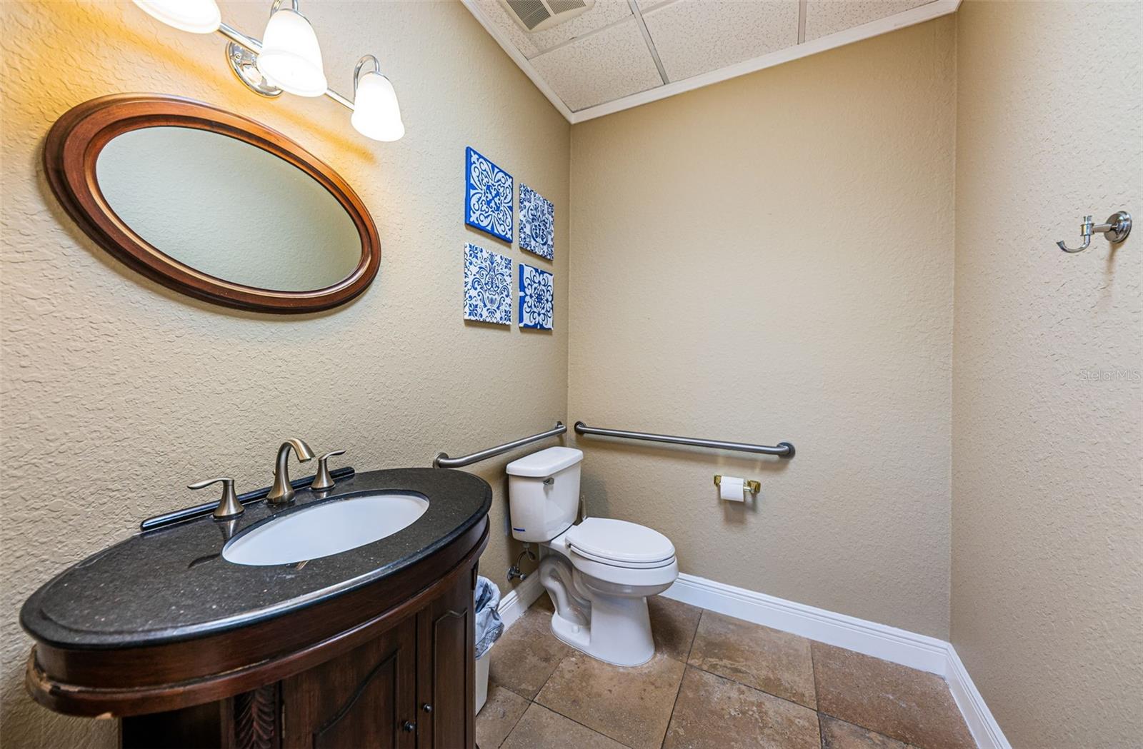 NORTHWOOD OFFICE PARK CONDO - Commercial Lease