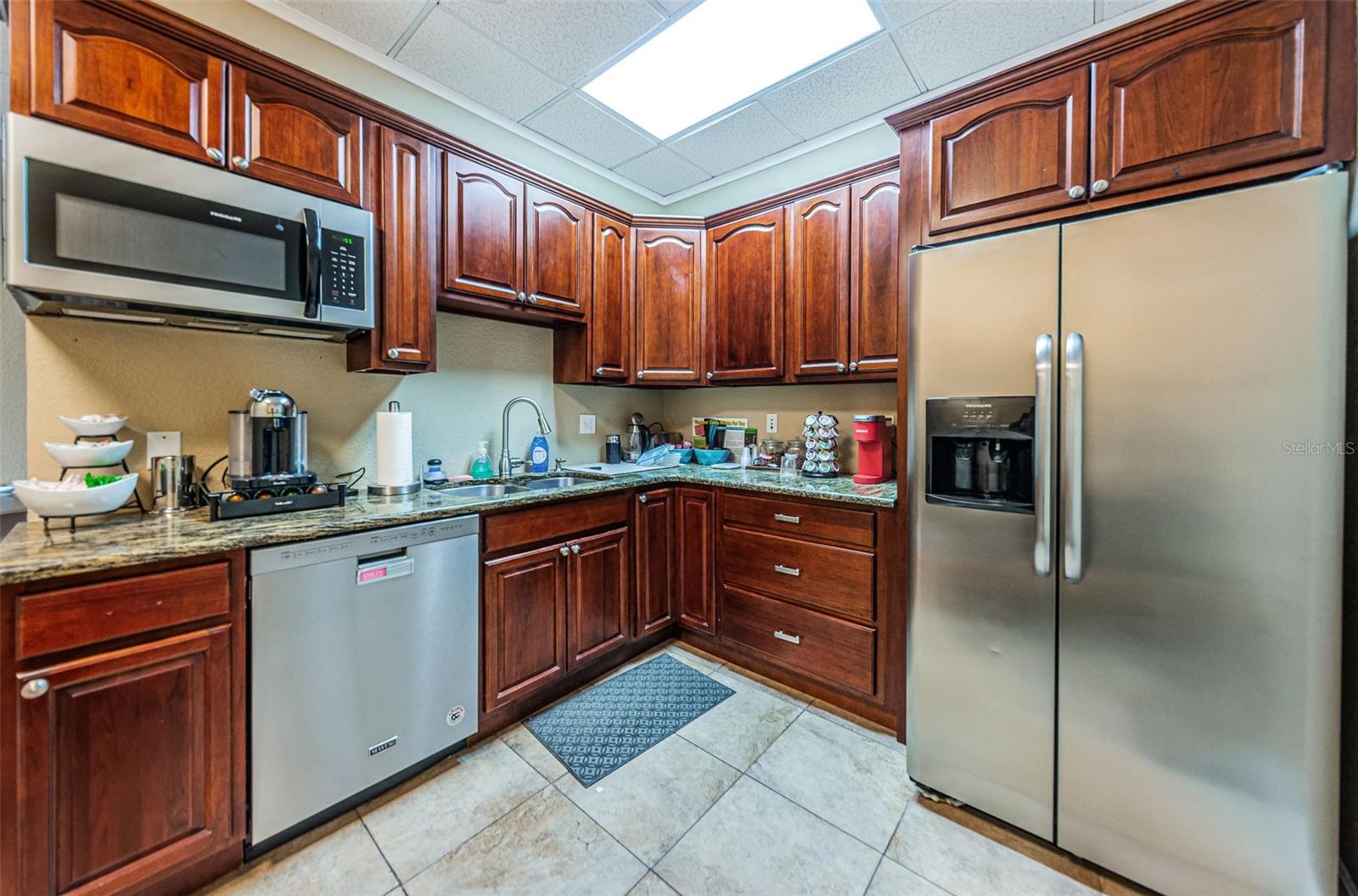 NORTHWOOD OFFICE PARK CONDO - Commercial Lease