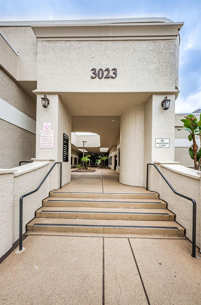 NORTHWOOD OFFICE PARK CONDO - Commercial Lease