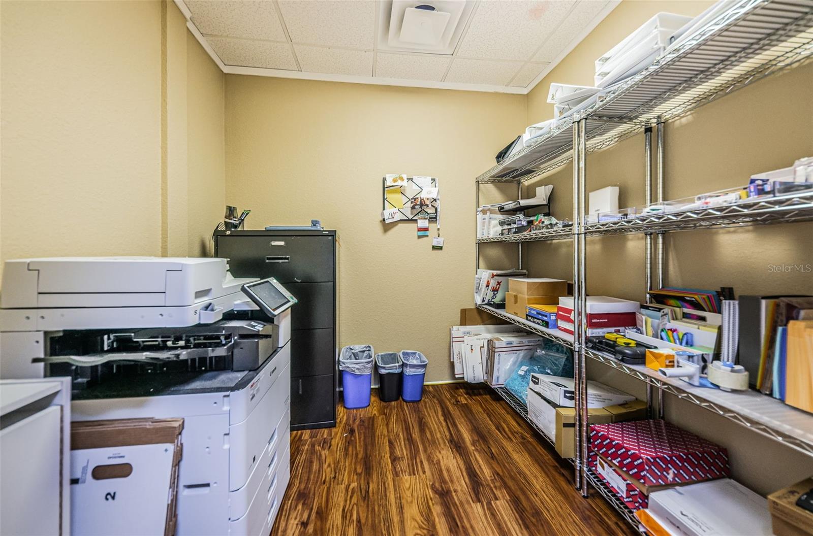 NORTHWOOD OFFICE PARK CONDO - Commercial Lease