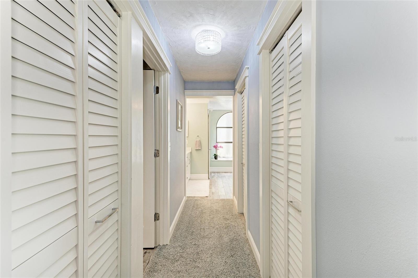 PALM WEST - Residential