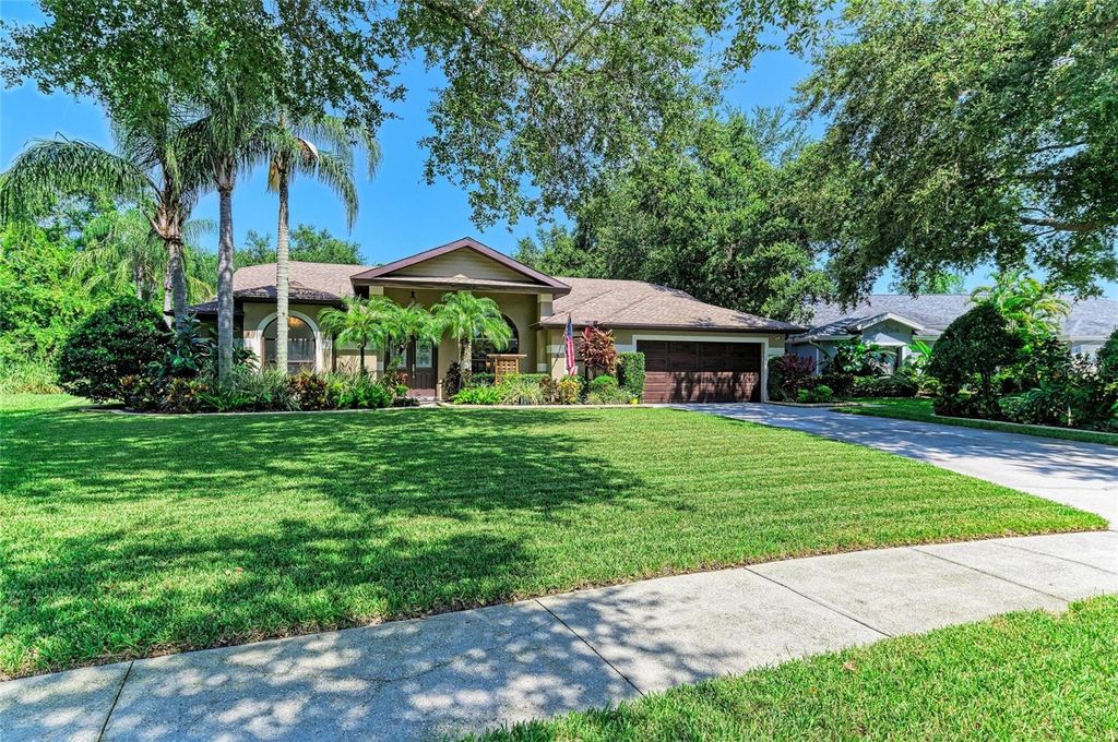Photo of 8416 Palm Lakes Court, Sarasota, FL 34243 (MLS # A4660344)
