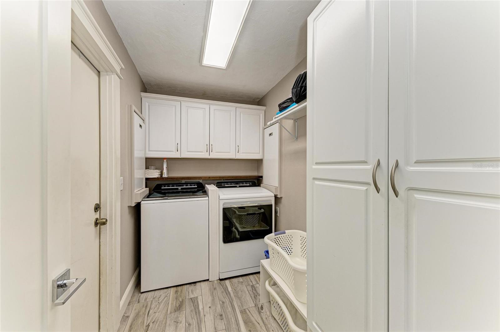 PALM WEST - Residential