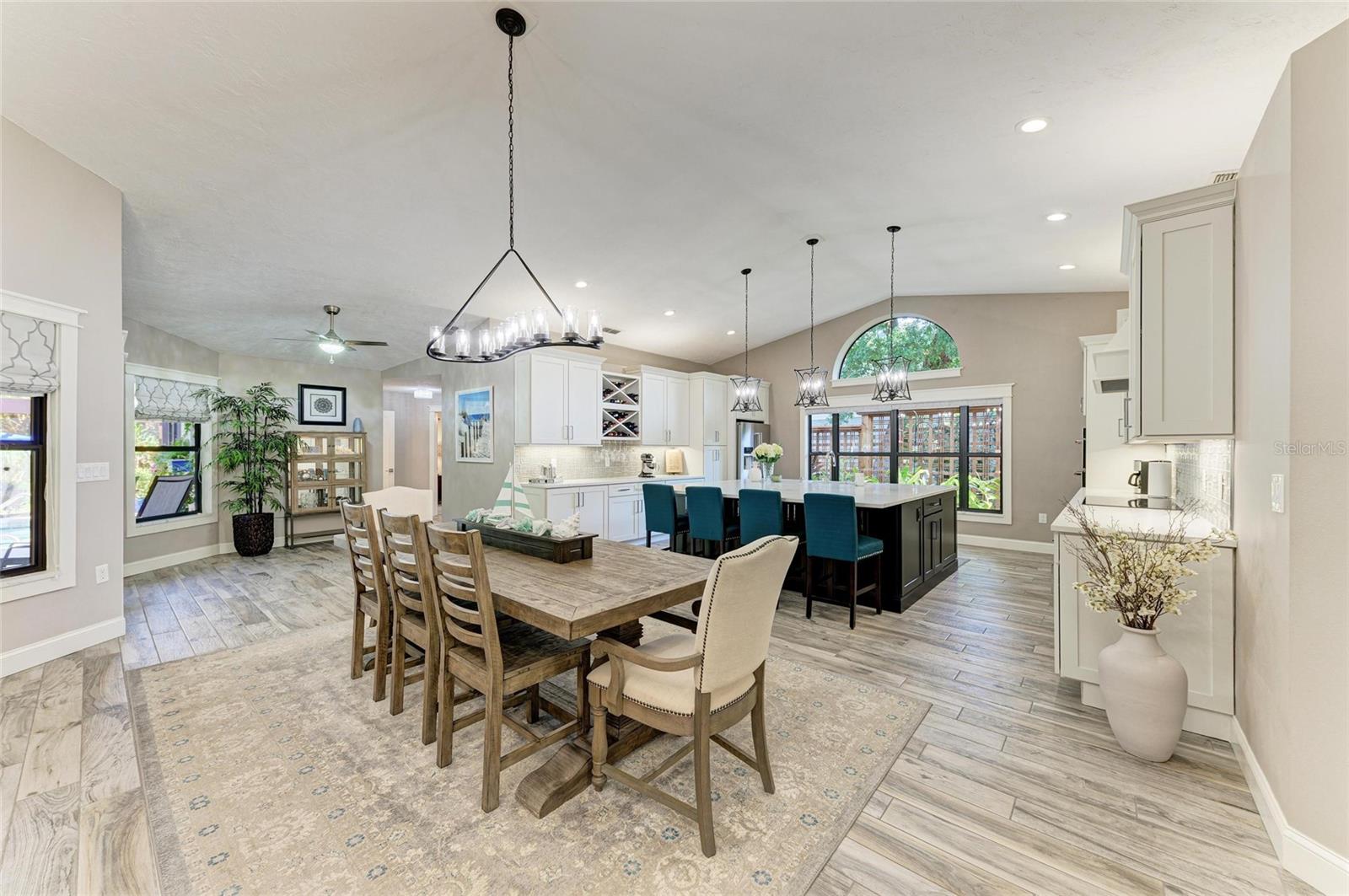 PALM WEST - Residential