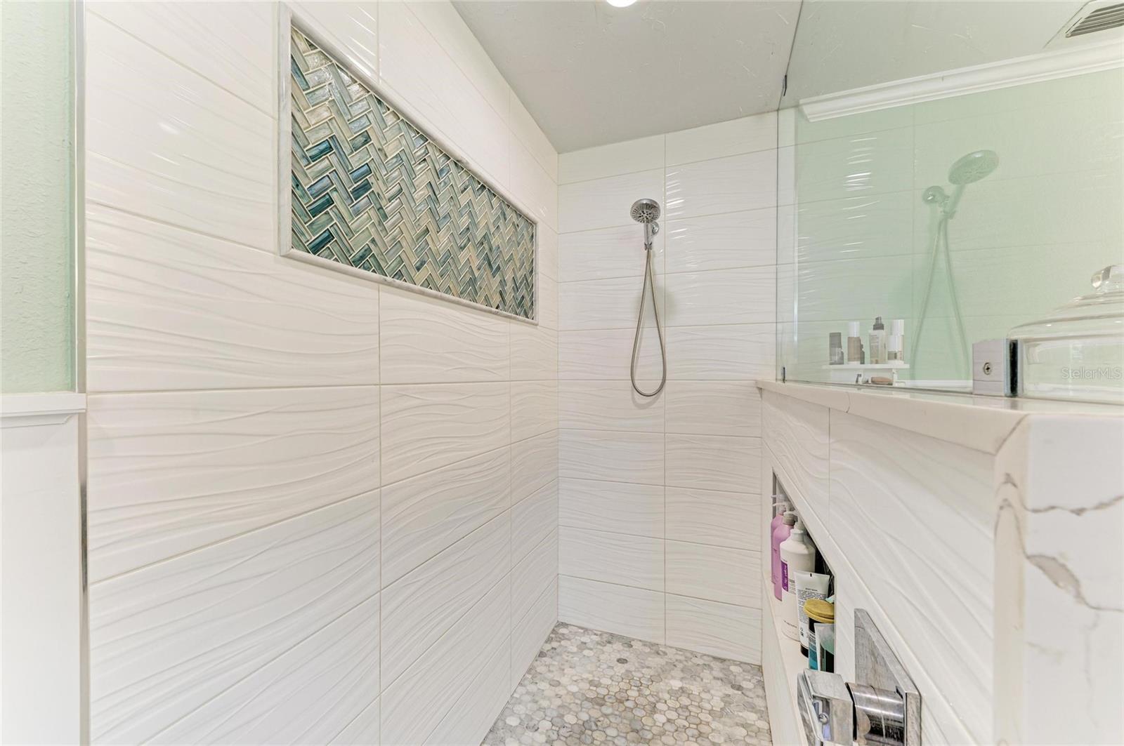 PALM WEST - Residential