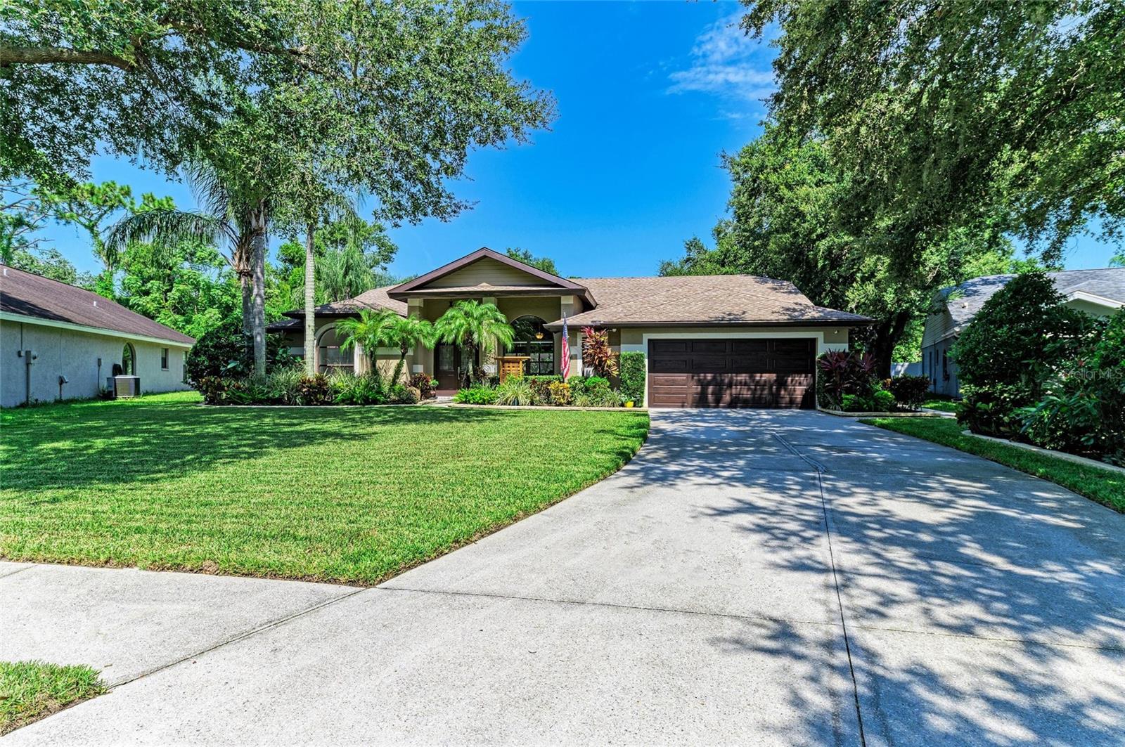 8416 PALM LAKES COURT