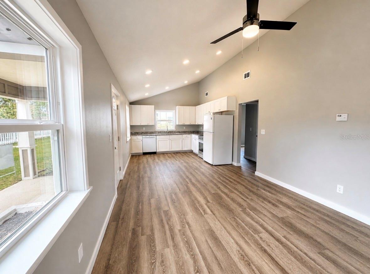 EDGE’S SECOND ADDITION TO THE TOWN OF GROVELAND - Residential