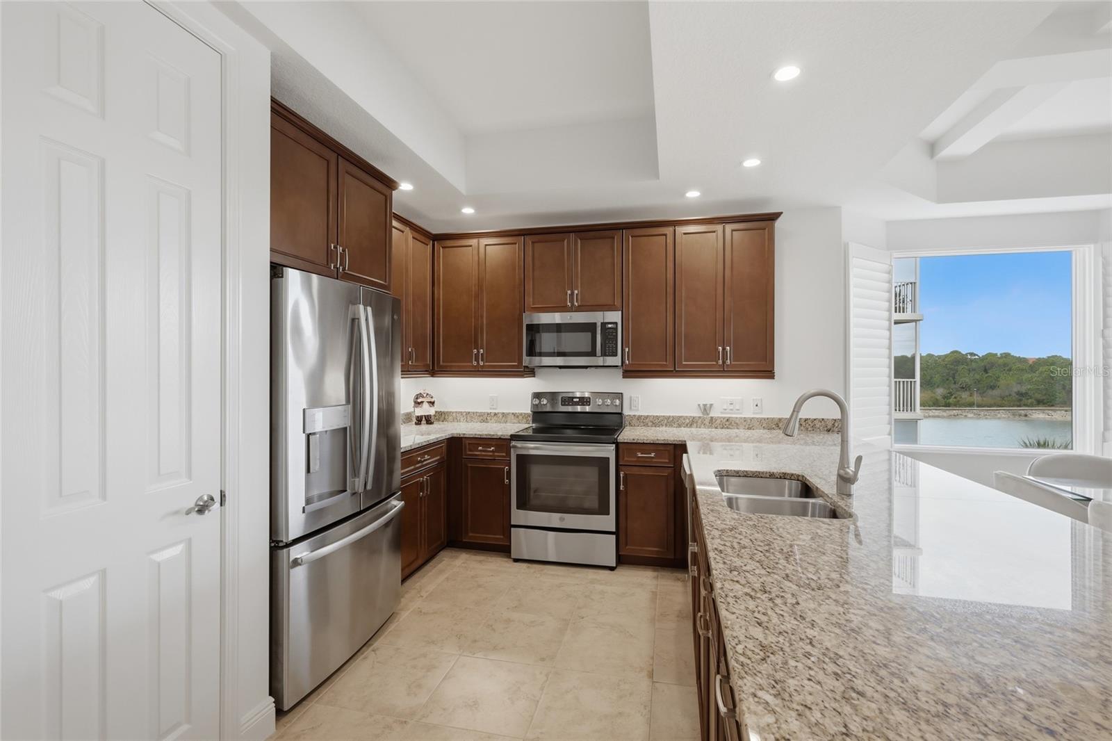 WATERFRONT AT MAIN STREET PH 2 - Residential