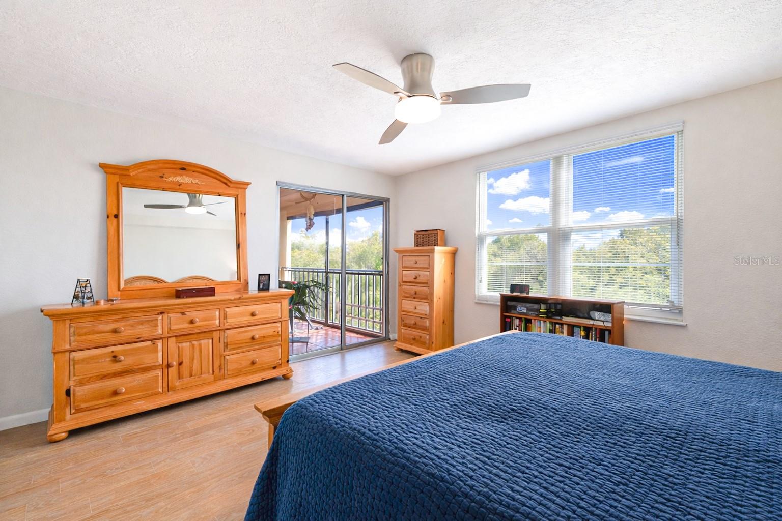 RACQUET CLUB NORTHEAST CONDO THE - Residential