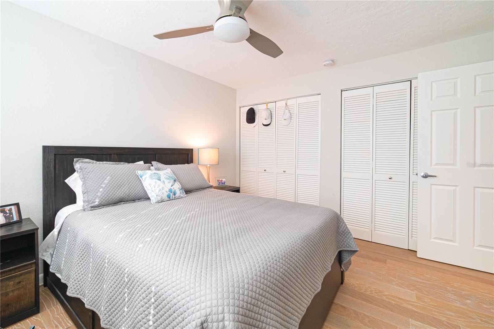 RACQUET CLUB NORTHEAST CONDO THE - Residential