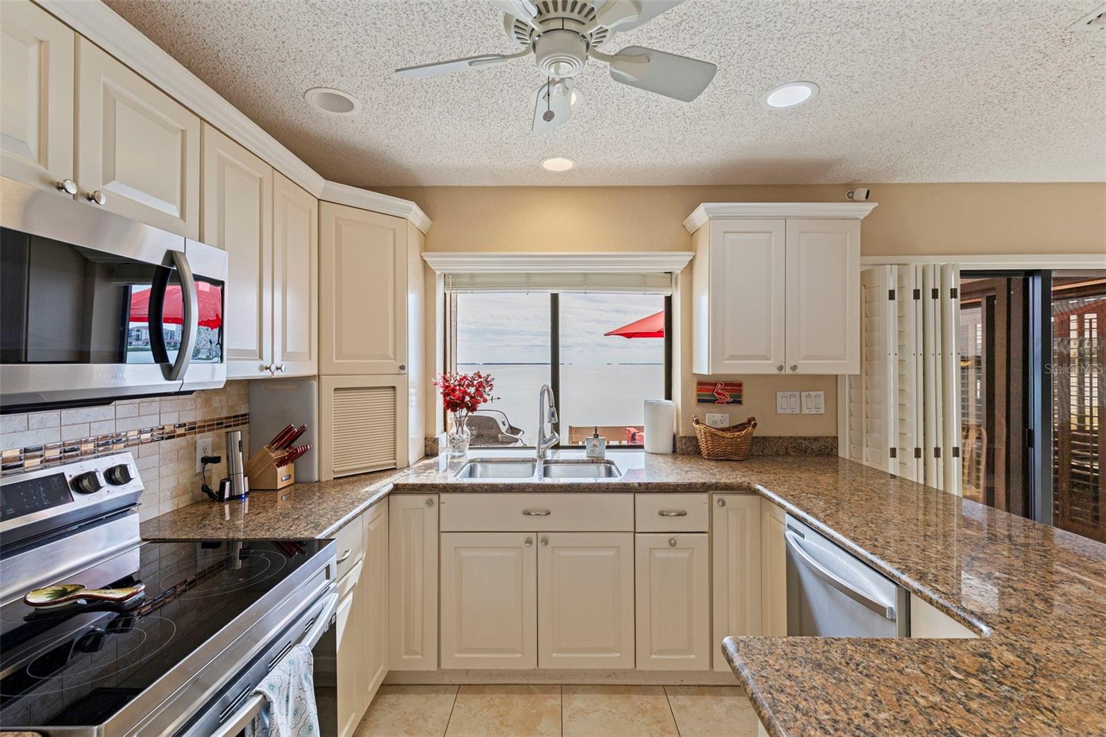 PLAYA ESCONDIDA CONDO - Residential