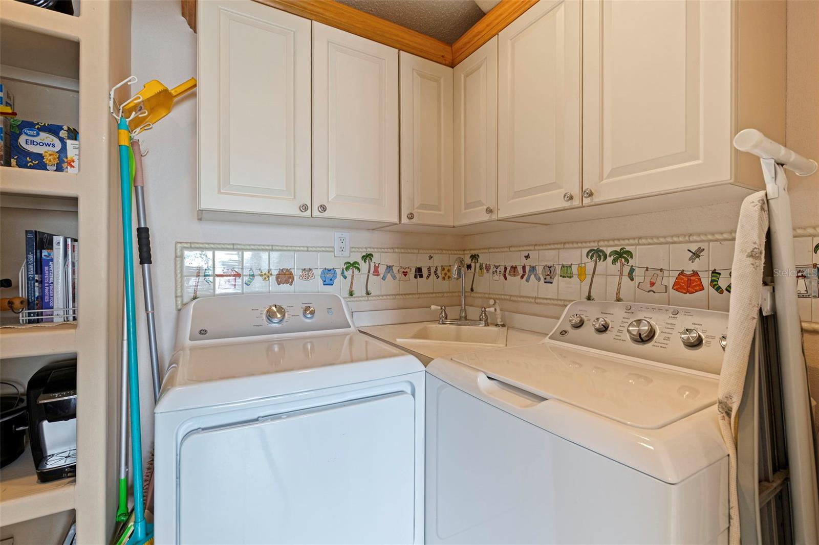 PLAYA ESCONDIDA CONDO - Residential