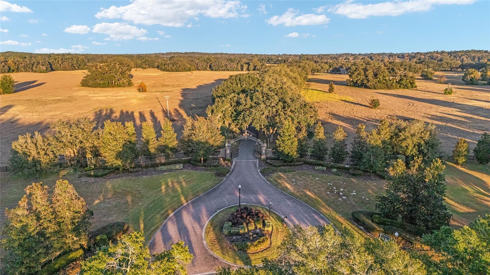 VIA PARADISUS - Land