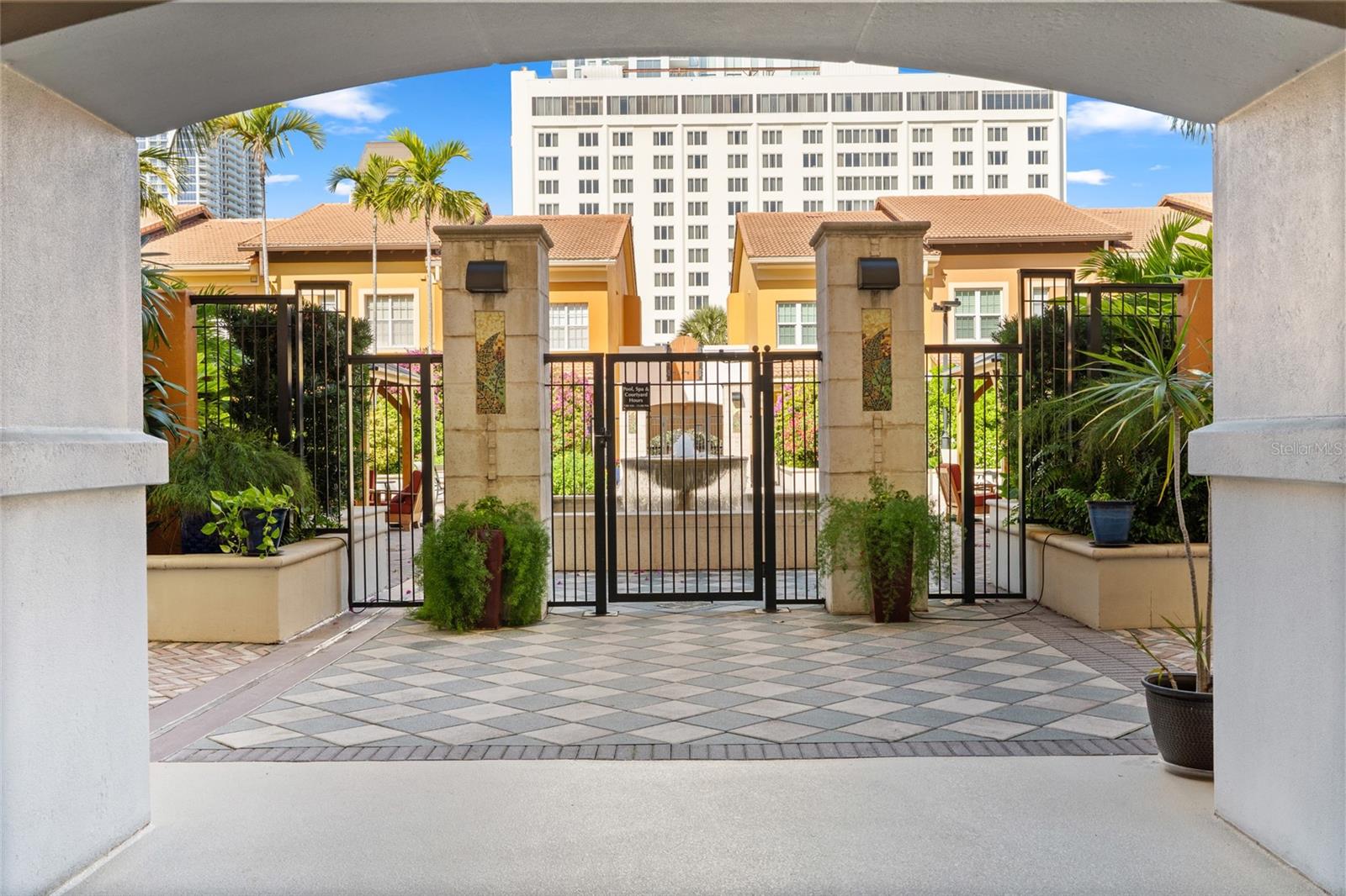 MADISON AT ST PETE II - Residential Lease