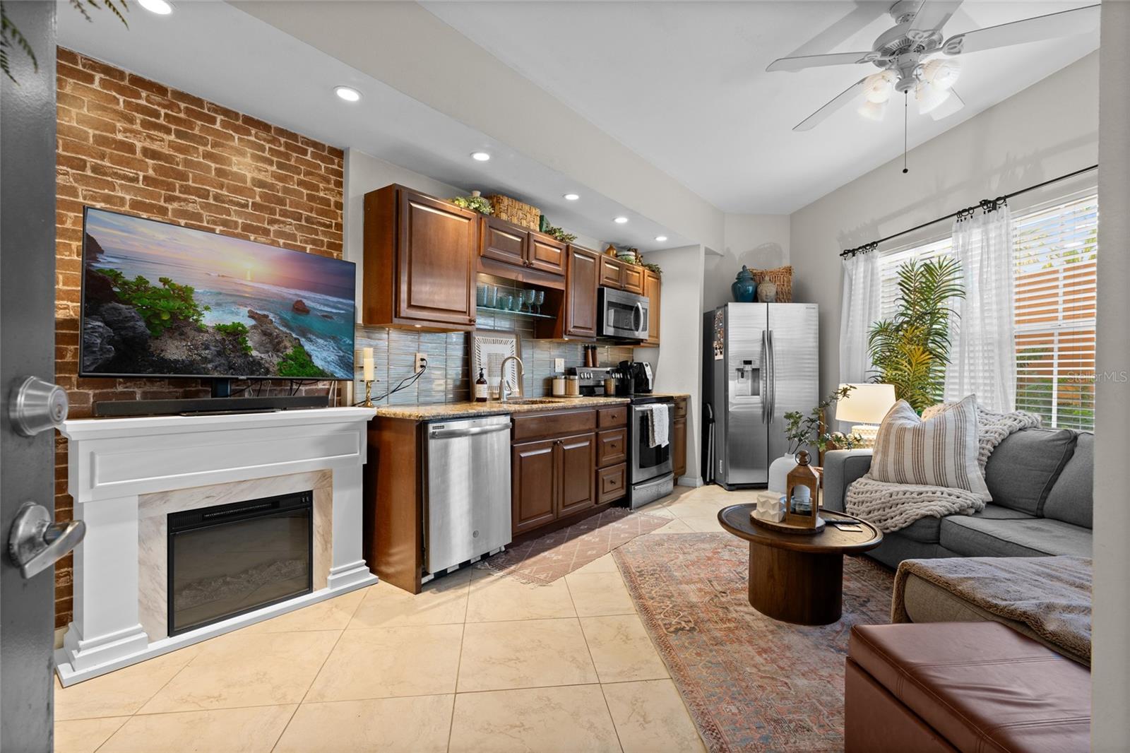 MADISON AT ST PETE II - Residential Lease