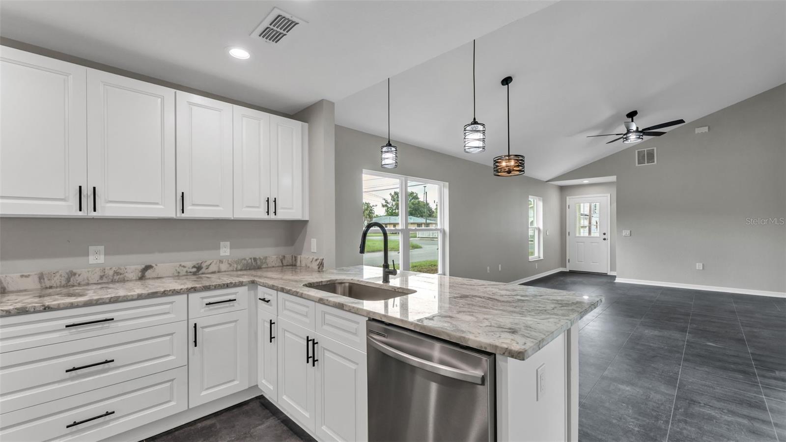 BOOTH DAISY D ADD - Residential