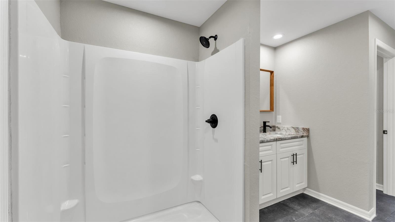 BOOTH DAISY D ADD - Residential