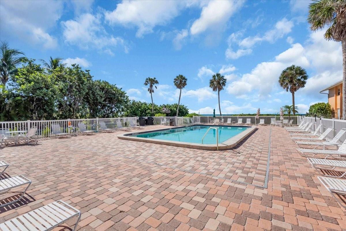 SILVER SANDS - Residential