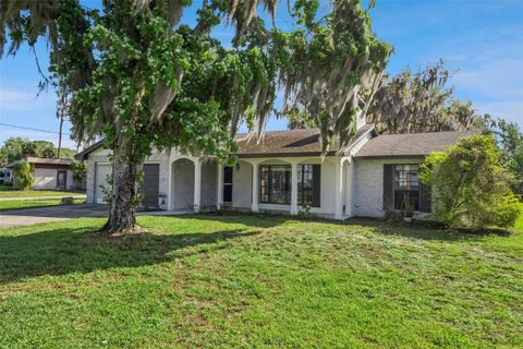 Tiny photo for 709 Lakeshore Drive, Eustis, FL 32726 (MLS # G5108656)