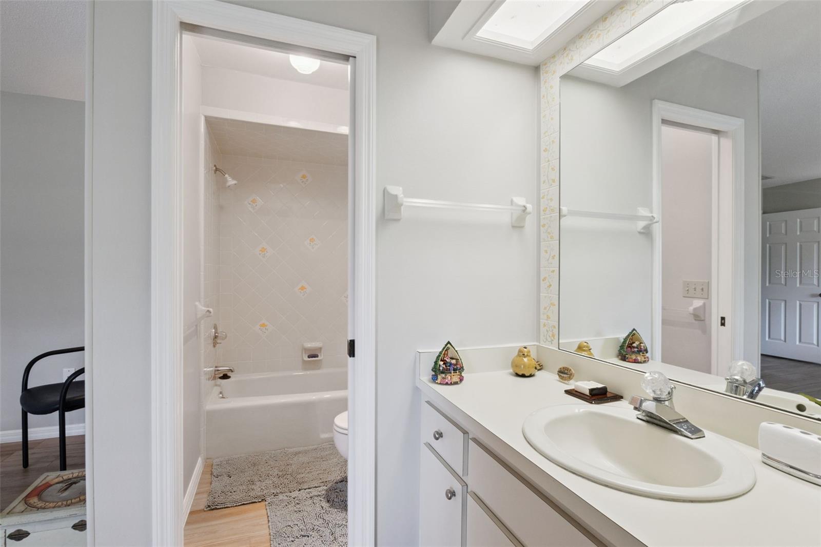 EUSTIS LAKE EUSTIS PLACE - Residential